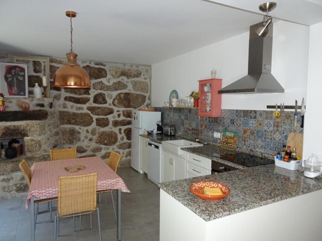 Bed and Breakfast A Casa Com 2 Pereiras Терраш-де-Бору Екстер'єр фото